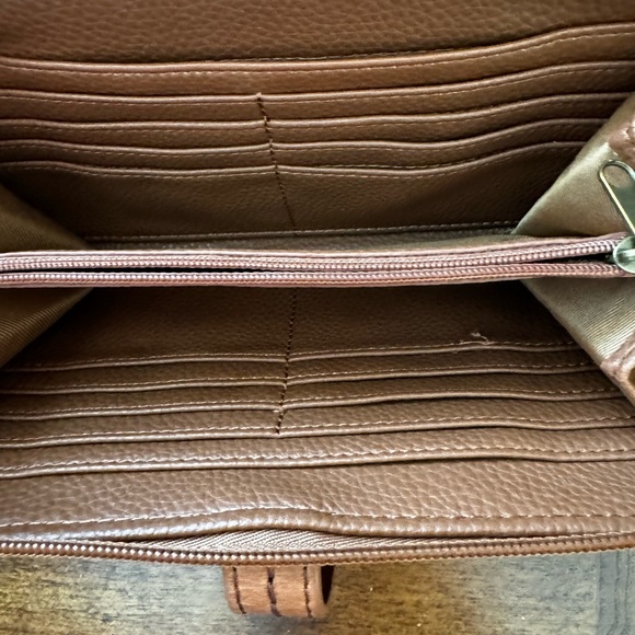 THE SAK Tobacco Iris Floral Embossed Leather Crossbody/Wallet/Wristlet - Picture 6 of 9